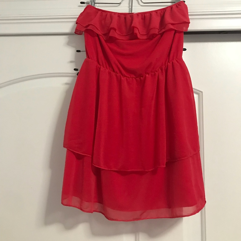 Strapless coral red short dress